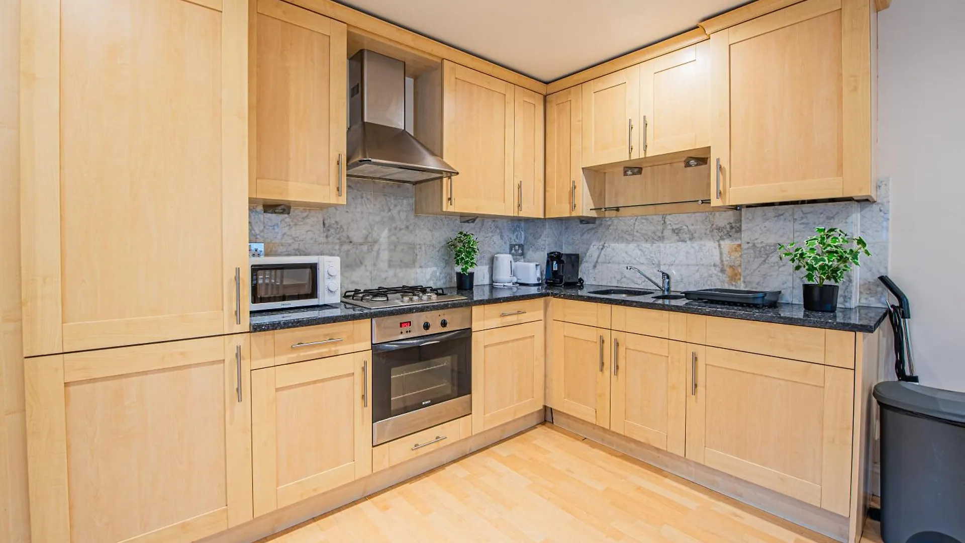 Homely 2 Bedroom Flat Near Tower Bridge London United Kingdom