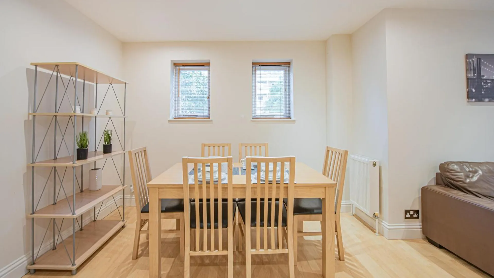 Homely 2 Bedroom Flat Near Tower Bridge London